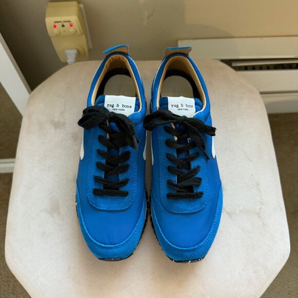 Retro runner sneakers - Picture 2 of 8